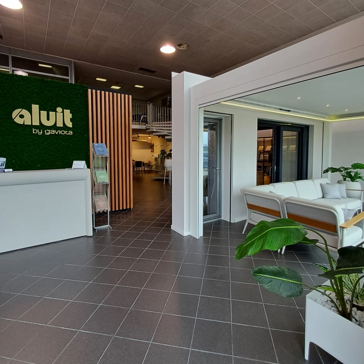 showroom_Aluit_serramenti_Pavia_Milano_1